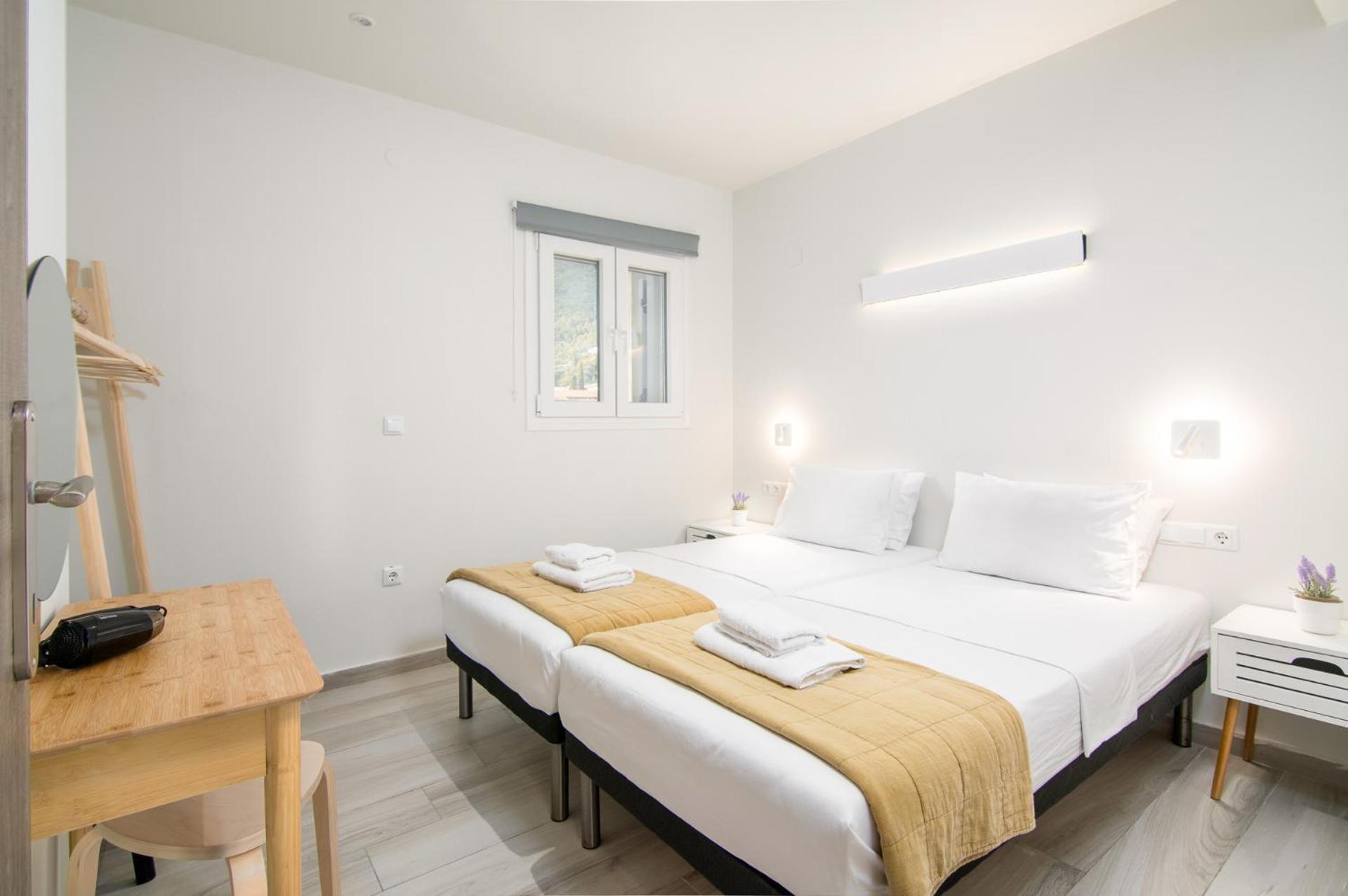 Windrose Apartments - Shared Pool Ypsos Extérieur photo